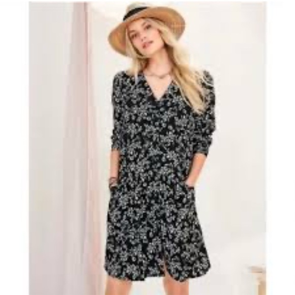 Garnet Hill Floral Black and White Drop Waist Dress with pockets size 4 - Picture 1 of 10